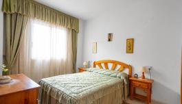 Buy property in Torrevieja, Spain. Centro area, 2 bedrooms, 61 m² image 3