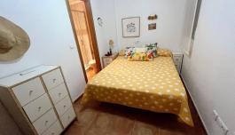 Buy real estate in Guardamar del Segura, Spain. Playa area, 3 bedrooms, 92 m² image 3