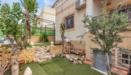 Buy property in Orihuela Costa, Spain. La Florida area, 3 bedrooms, 71 m² image 2