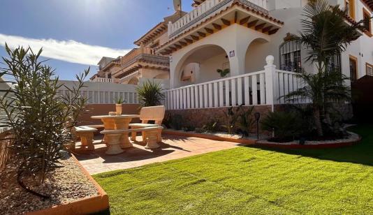 Orihuela Costa, Spain. Buy an Villa . Lomas de Cabo Roig area, 2 bedrooms, 99 m² image 0