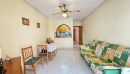 Venta de Piso en Torrevieja, España. Zona de la  La Mata, 3 dormitorios, 80 m² image 4