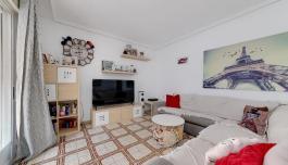 Buy an Apartment in Torrevieja, Spain. Paseo maritimo area, 3 bedrooms, 106 m² image 2