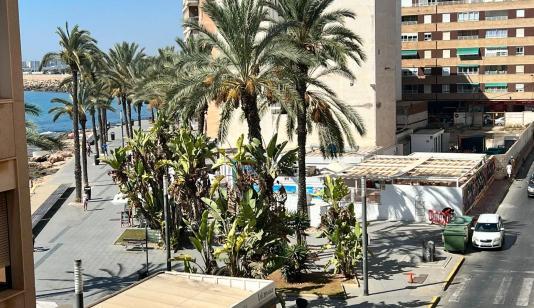 Torrevieja real estate, Apartment for sale. Paseo maritimo area, 4 bedrooms, 120 m² image 0