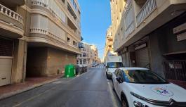 Torrevieja, Spain. Buy an Apartment . Playa del Cura area, 3 bedrooms, 125 m² image 3