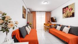 Real estate in Spain, Torrevieja. Estacion de autobuses area, 32 m² image 2