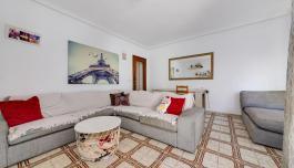 Buy an Apartment in Torrevieja, Spain. Paseo maritimo area, 3 bedrooms, 106 m² image 3