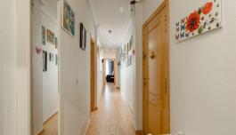 Torrevieja, real estate. Centro area, 2 bedrooms, 85 m² image 2