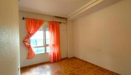 Property in Torrevieja. Centro area, 5 bedrooms, 243 m² image 4