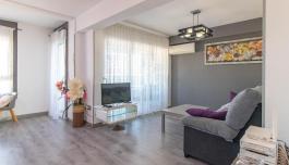 Buy property in Torrevieja, Spain. Paseo maritimo area, 3 bedrooms, 76 m² image 1