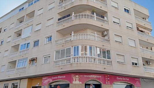 Buy property in Torrevieja, Spain. Playa del Cura area, 2 bedrooms, 57 m² image 0