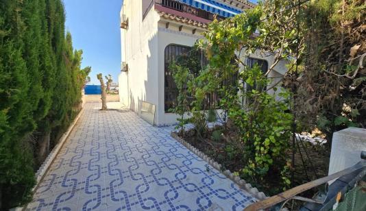 Real estate Torrevieja, Bungalow for sale. Aguas Nuevas area, 2 bedrooms, 55 m² image 0