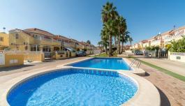 Buy an Bungalow in Orihuela Costa, Spain. Lomas de Cabo Roig area, 2 bedrooms, 59 m² image 4