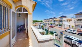 Torrevieja real estate, Bungalow for sale. Centro area, 1 bedroom, 80 m² image 2