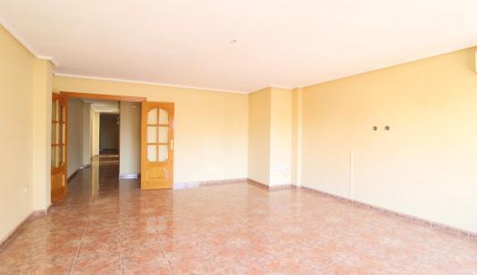 Flat 3 bedrooms 140 m2 in Ramón Gallud image 0