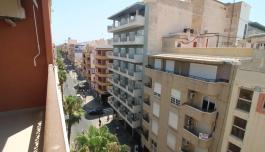 Flat 3 bedrooms 140 m2 in Ramón Gallud image 5