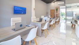 Modern office in La Mata, CC./ Parquemar, top floor, 52 m² image 1