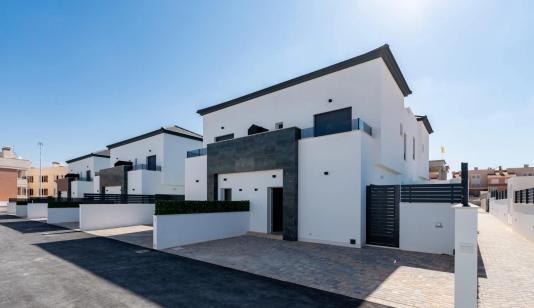 Town house in Gran alacant, Spain, Centro comercial ga area, 3 bedrooms, 96 m2 - #RSP-N9257 image 0